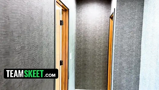 Rekaman video millie morgan lagi asik sama donnie rock di depan kamera