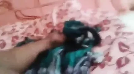 Sudanese BBW wife showing