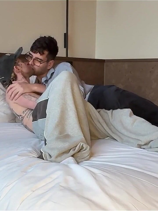 Clothed Geek Matthew Finns Worships Tattooed Dom XXX Skips Ftm Pussy