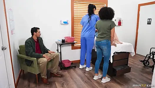 Best Hospital Visit Ever Sinatra Monroe, Ariana Starr Brazzers