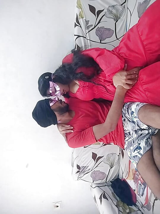 18+ girlfriend call me room and Frist time fucking