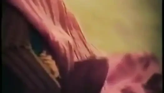 Шаловливым девушкам тоже нужна любовь