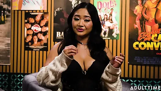Jasmine Teaa: Asyalı grup seks partileri ve chun-li cosplay | Adult Time Podcast