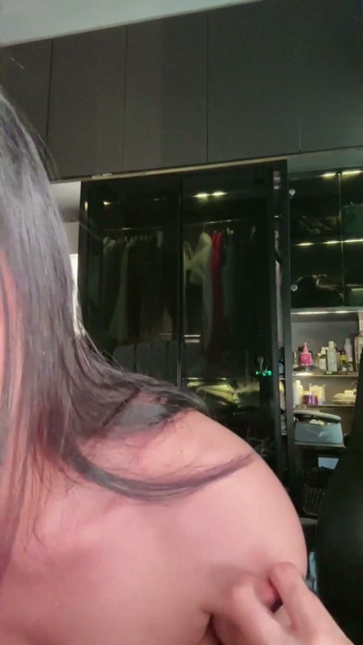 INDO GIRLL HORNY VIDEO CALL KONCIL MALAYSIA COLMEK | Clip 1