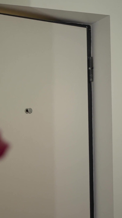 Δυνατή στιγμή από το "Smoking hot wife needs cock"