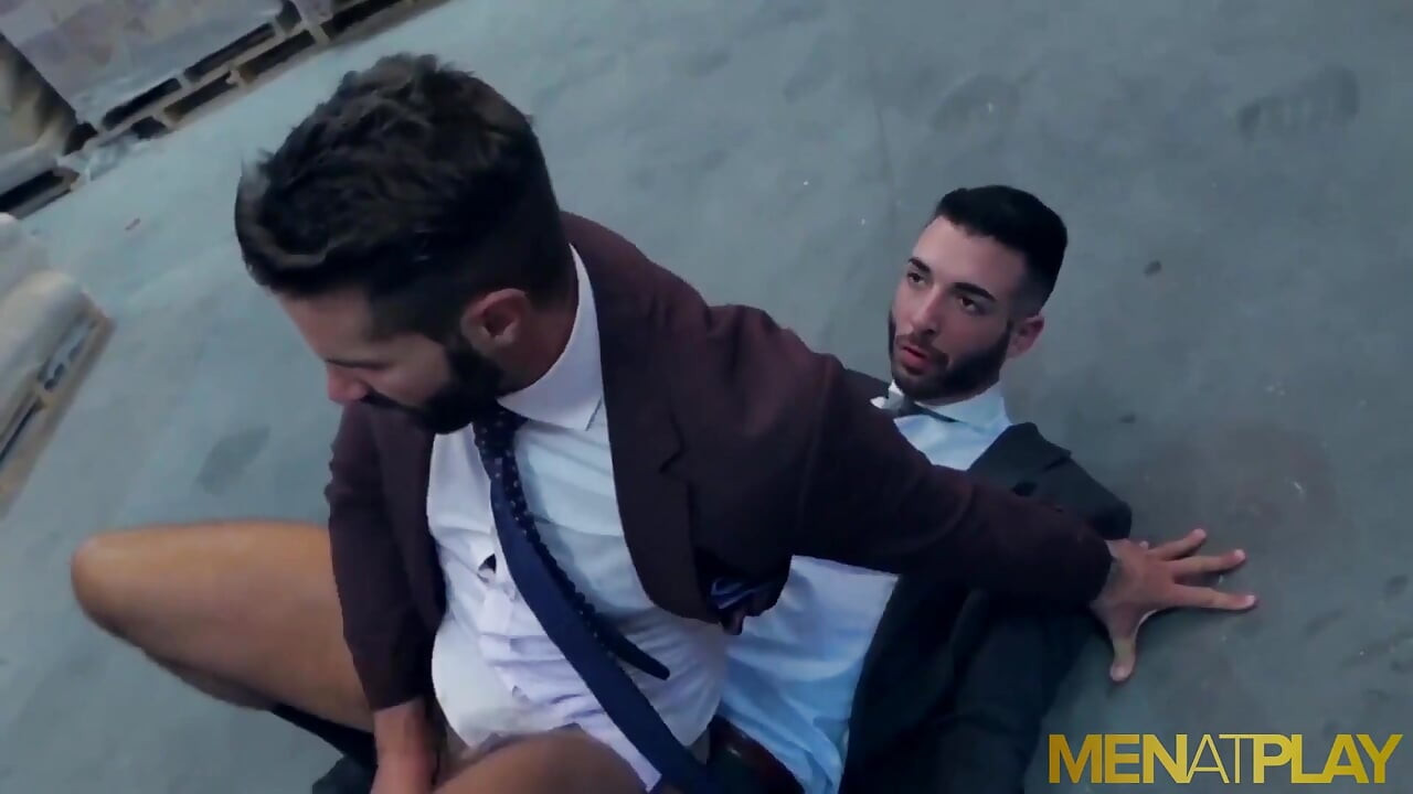 Menatplay suited Dani Robles and Hugo Castellano anal fuck