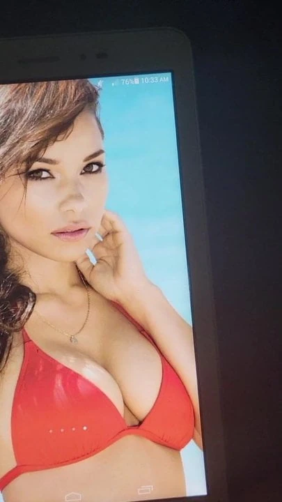 Jessica Parker Kennedy