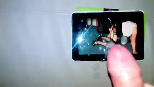johncuckold'un seksi karısına haraç