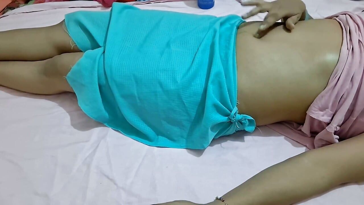 Vídeo de masaje de la bhabhi bengalí india