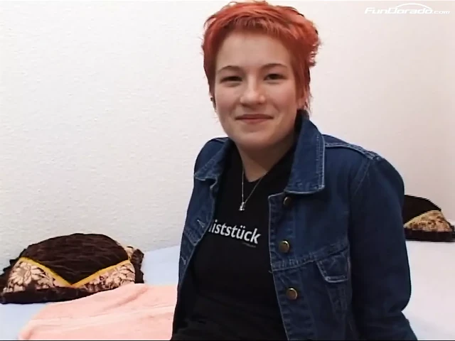 rothaarige fingert sich in berlin