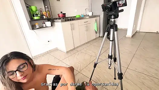 Colombian MILF gives oral sex to her partner after coming from the gym