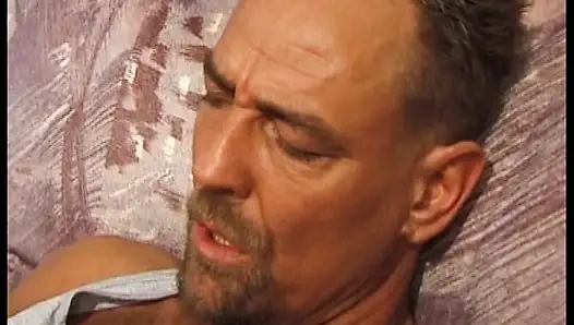 Toket semok tante seksi jerman dientot habis-habisan sebelum toketnya dicrot sperma hangat