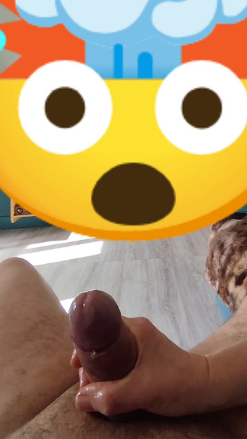 Schlüsselmoment aus "Mein bester freund wichst mich, um kokosöl 😁 zu testen"