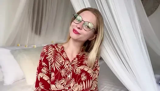 Злое женское доминирование богиня ставит тебя на место