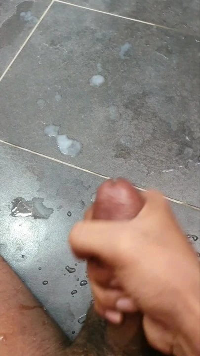 I m gonna cum... open ur mouth