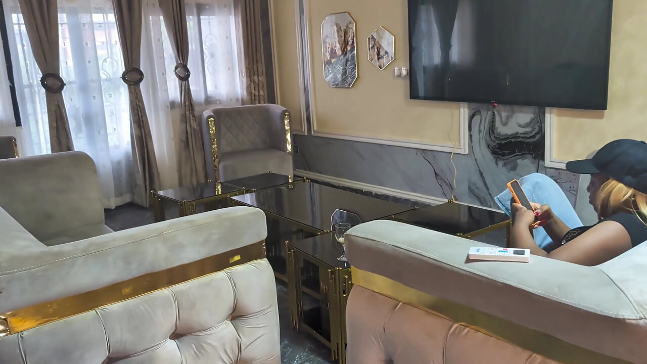 I Found My Stepdaughter with Her Pussy Exposed in the Living Room, so I Gave Her a Creampie
