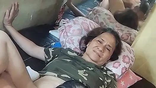 Istriku bilang kenapa kamu adalah pemakan memek terbaikmu adalah pemakan memek yang luar biasa.