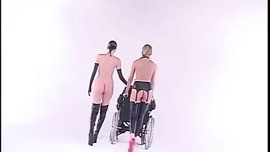 Threesome fetish gila