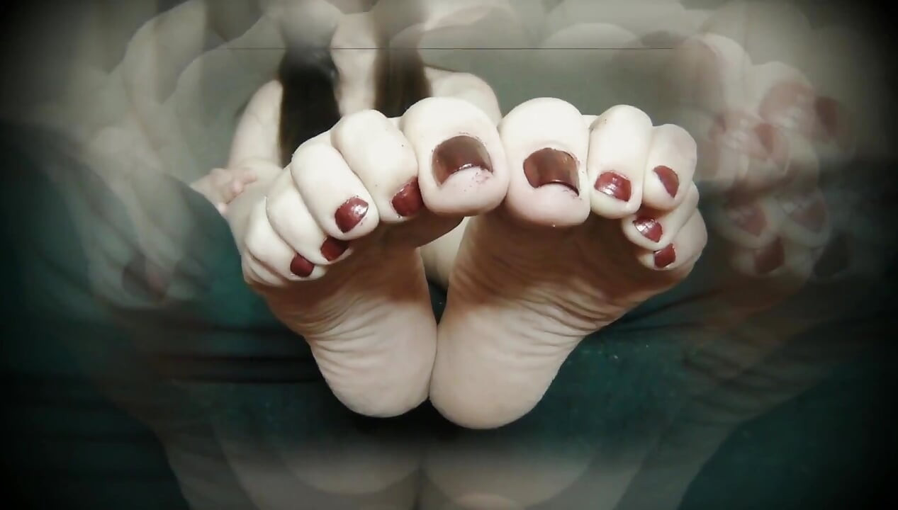 Barefoot Soft Sole Worship Gooning Foot Worship for Bare Soles & Long Toes