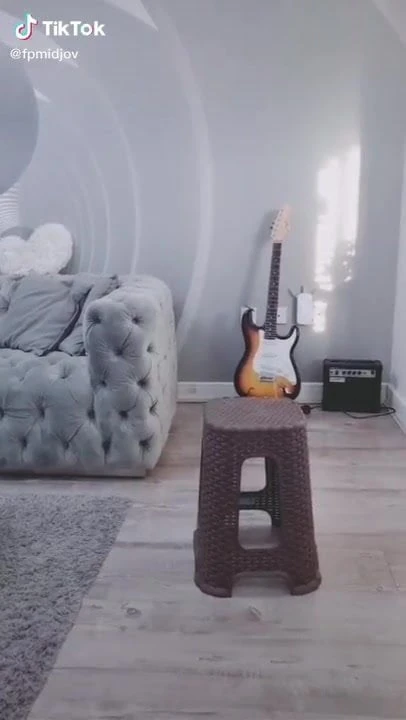 Fat ass dancing