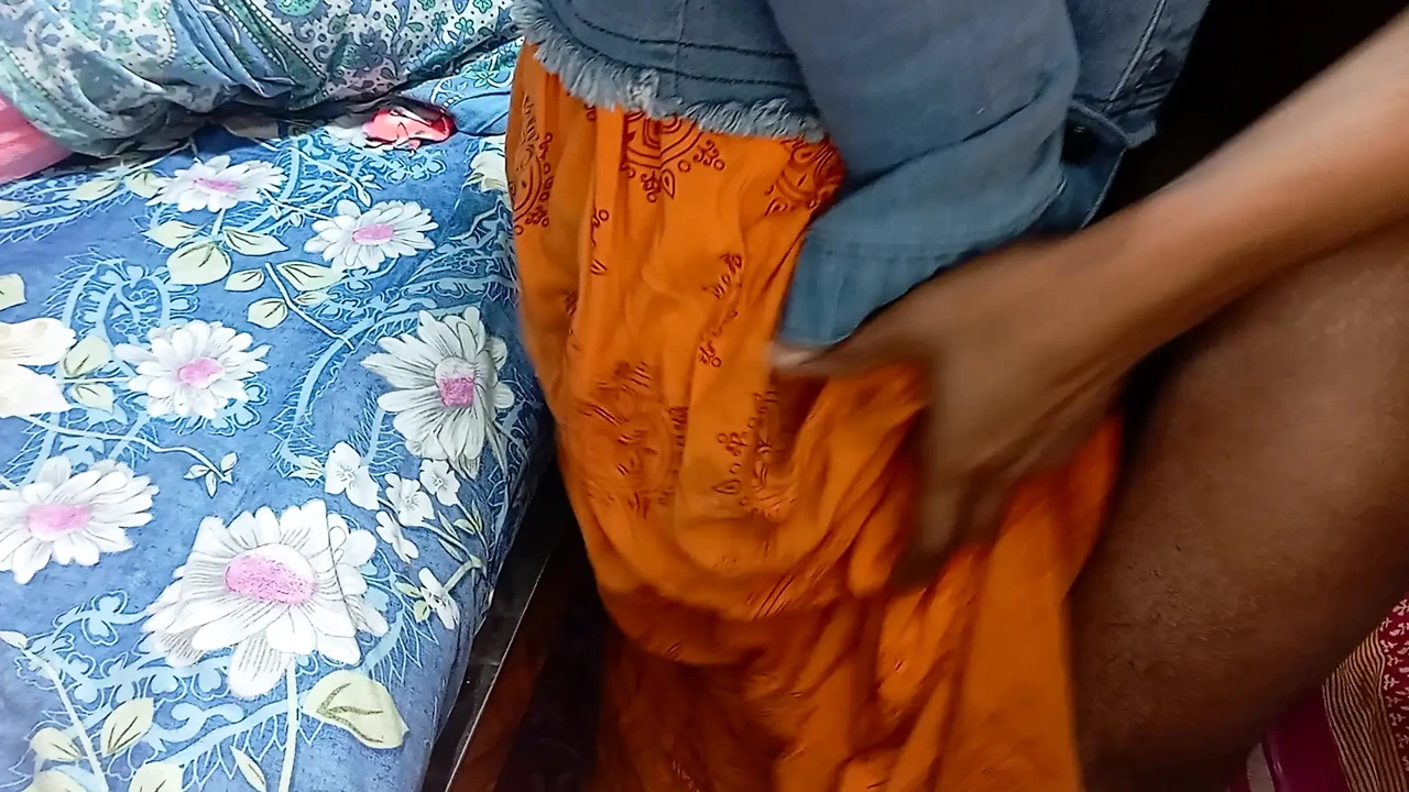 Desi bhabhi doggy style hardcore sex
