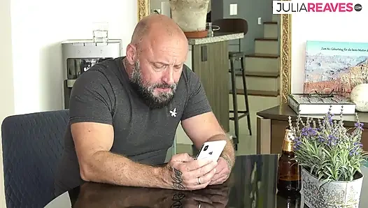 Ateşli kız canavar yarak emiyor ve götüne boşalıyorlar