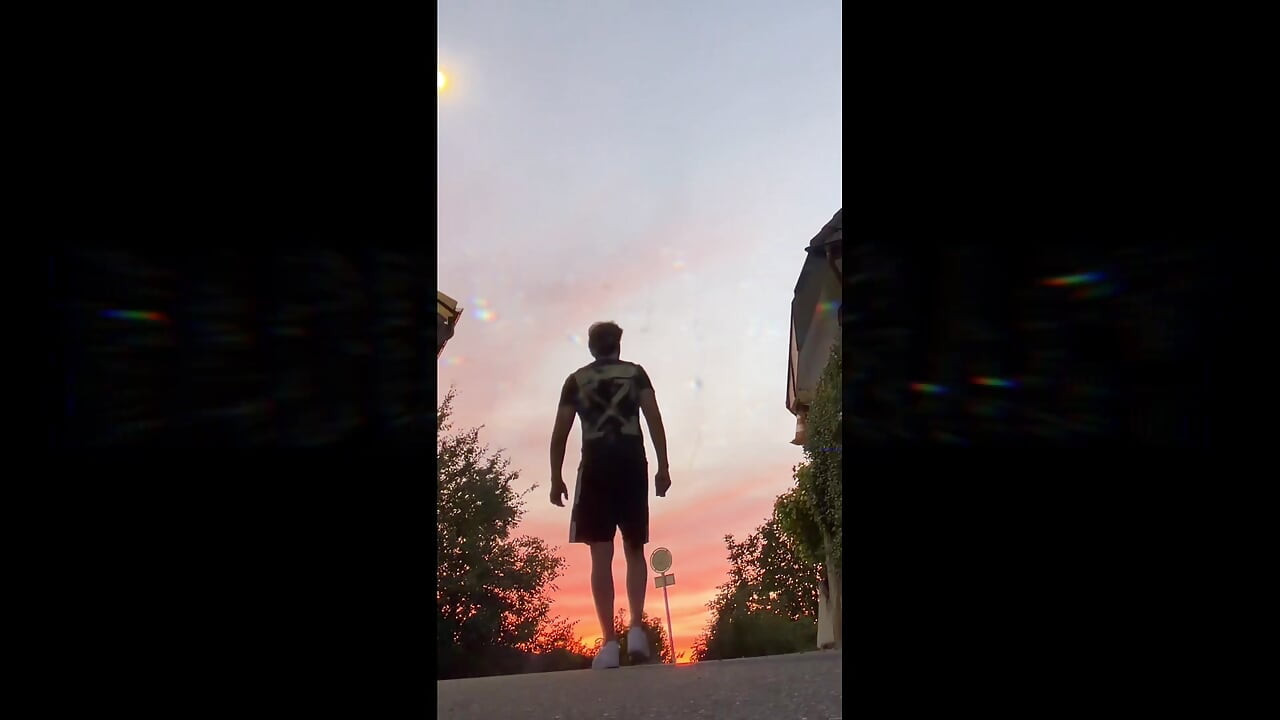 Totalmente cachondo por la noche – Todo el sofá completamente chorrado | Semen amateur