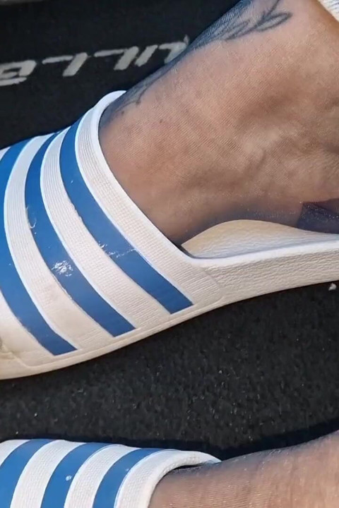 Abgemolken Im Auto Mit Jeans Und Nylons