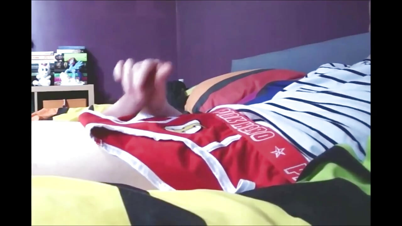 Sammy Andrews cumming on superhero underwear