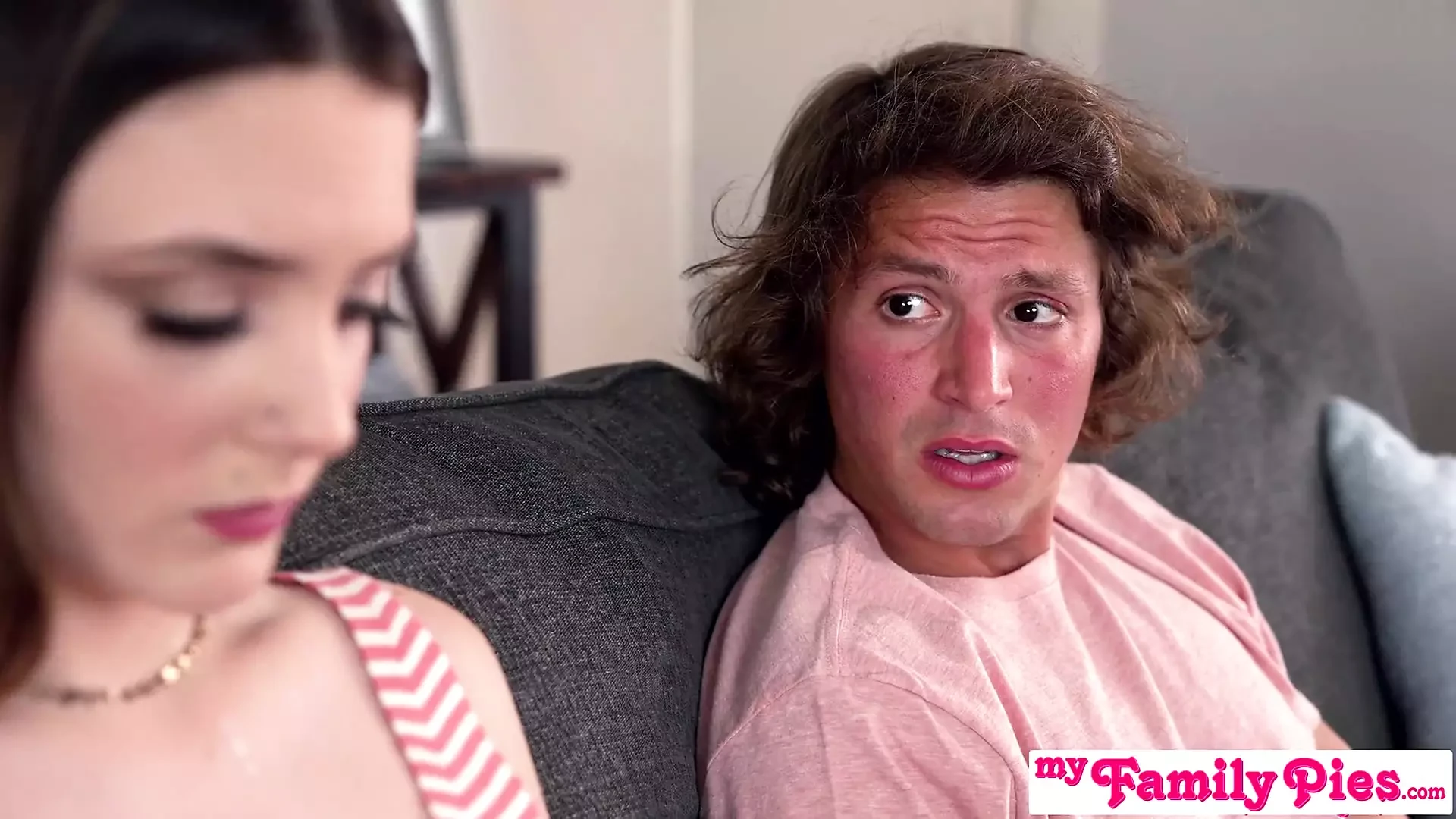 My Bad Step Sister - S19:E4