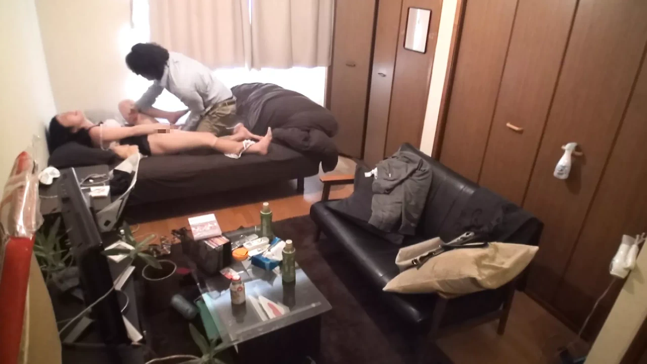 Amateur pov: chồng muốn nhìn thấy vợ mình làm tình với một anh chàng khác. # 22-1