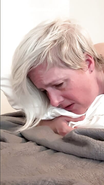 Horny MILF Can't Resist A Good Fucking