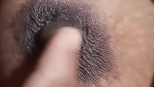 Karımın en büyük göğüslerini emiyor çok eğlenceli