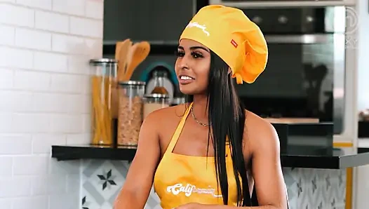 Heiße latina-lesben kochen - SFW