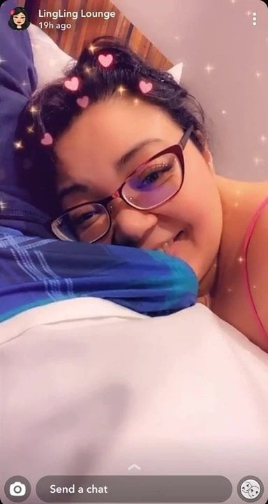 Miss LingLing Facesitting
