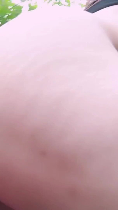 INDO HOUSEWIFE WAS UNSATISFY TO HIS HUSBAND ND LOOK A STRANGER TO QUICK FUCK IN PUBLIC | Clip 1