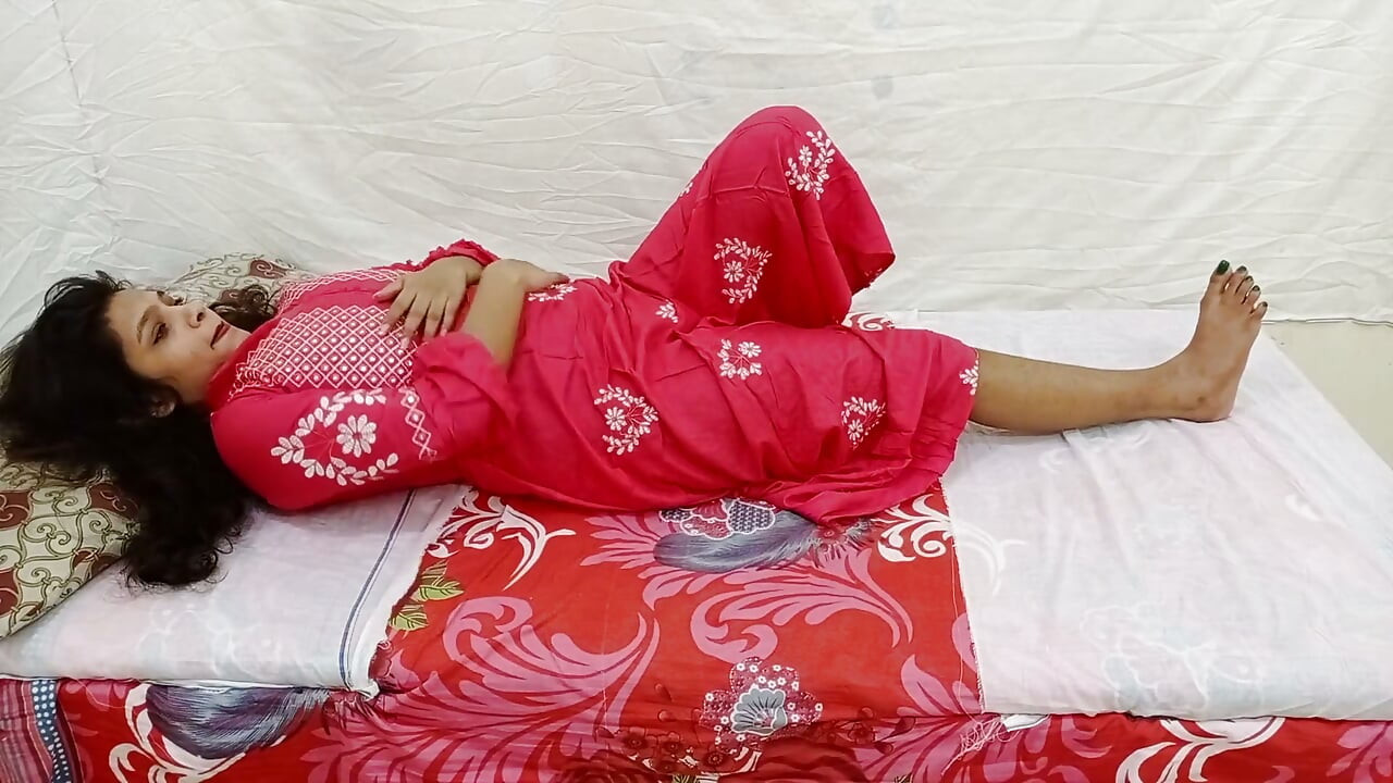 Sarika Naughty 36D Curves & Wild Desi Bedroom Heat