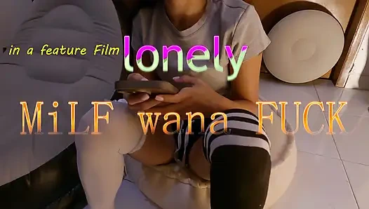 Ateşli orta yaşlı seksi kadın sikişmek istiyor