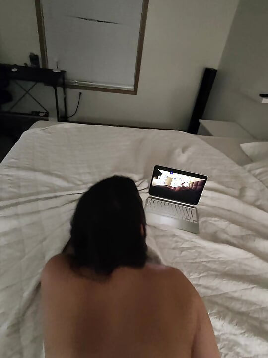 Ehefrau filmt sich mit einem anderen mann und zeigt ehemann
