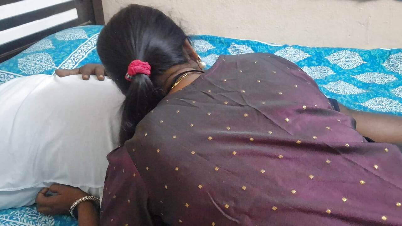 Hete stiefzus en stiefbroer neuken elkaar