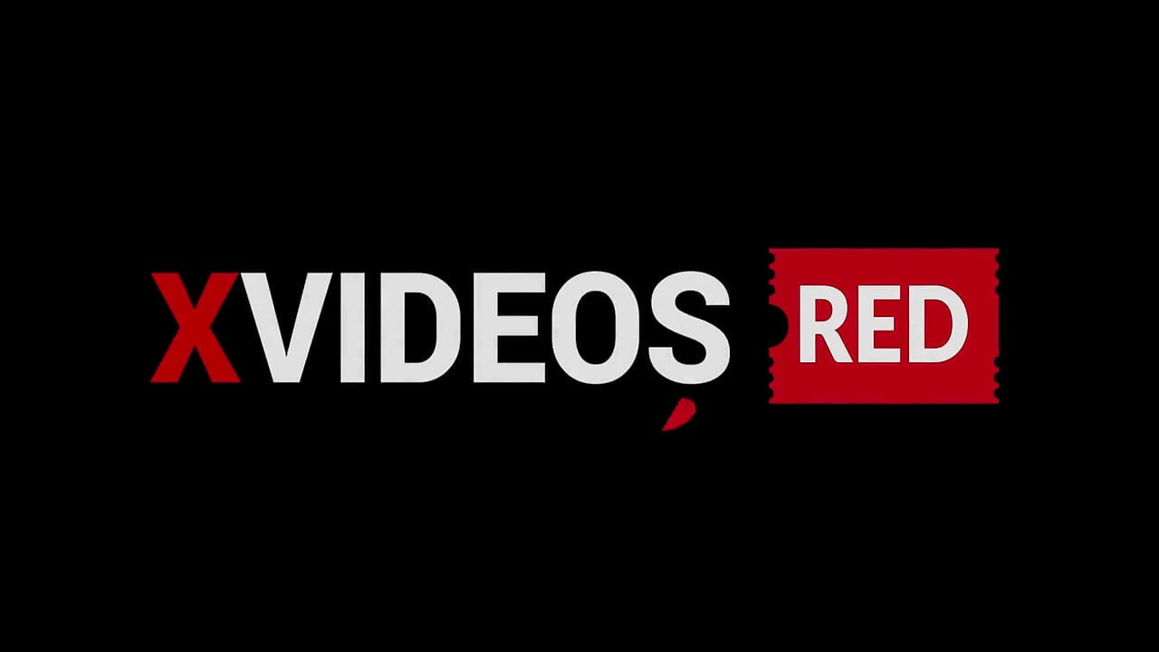 18-letnia brunetka duże sflaczałe cycki z Nowego Jorku Stanów Zjednoczonych ruchają wielkiego kutasa swojego przyrodniego brata jebanie este