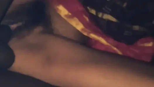Hintli köylü evli kadın seks videosu çekiyor