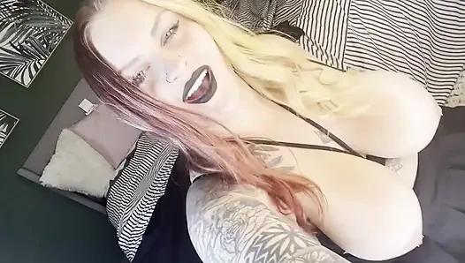 Осеменение твоей подруги-лесбиянки