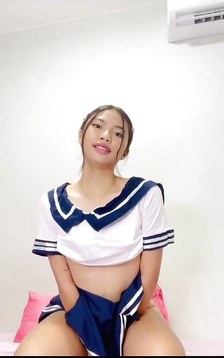 Twist of Brat Girl