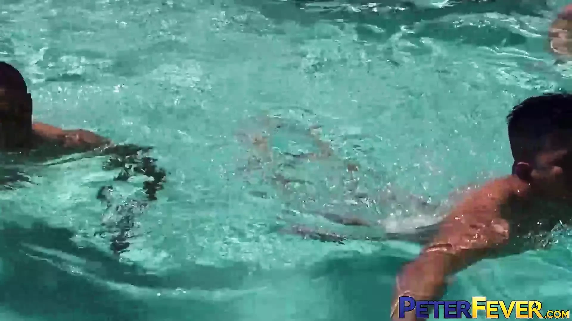 Peterfever Alex Chus erotske sesije EP 4 the Backstroke