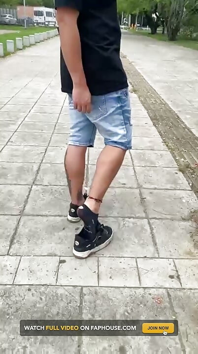 Ik liet je genieten van mijn zweterige en gescheurde kousen van zoveel wandelen