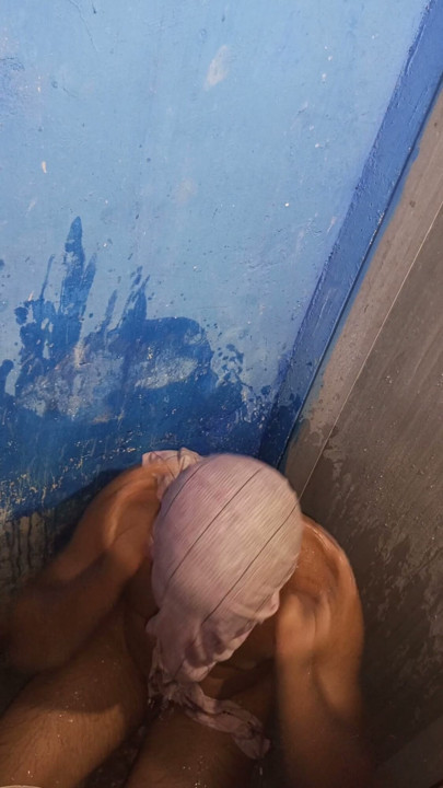 Devar aur bhabhi ne in bathroom pusssy clean | Clip 2