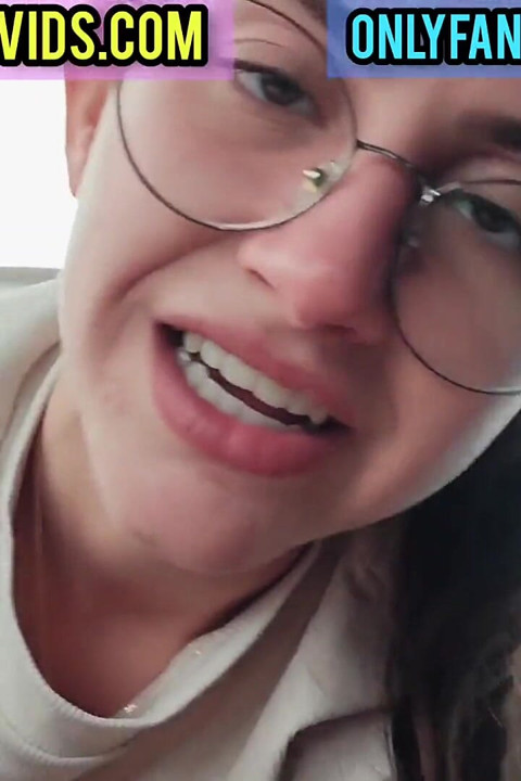 Shanaxnow Perfekt Bil POV Blowjob Deepthroat Med Sæd Inne I Munnen
