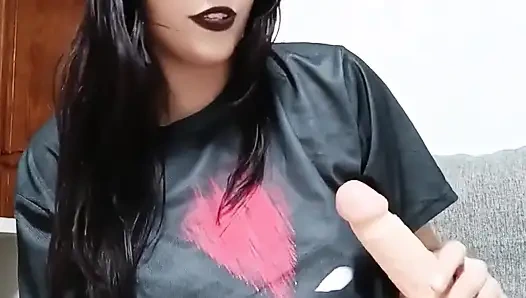 Emo / Goth-mädchen gibt dominante Wichsanleitung und erniedrigt dich