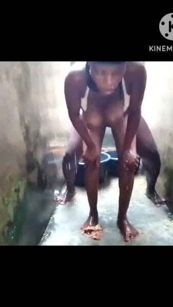 my step brother fucks me in the rain. I am satisfied | Clip 1